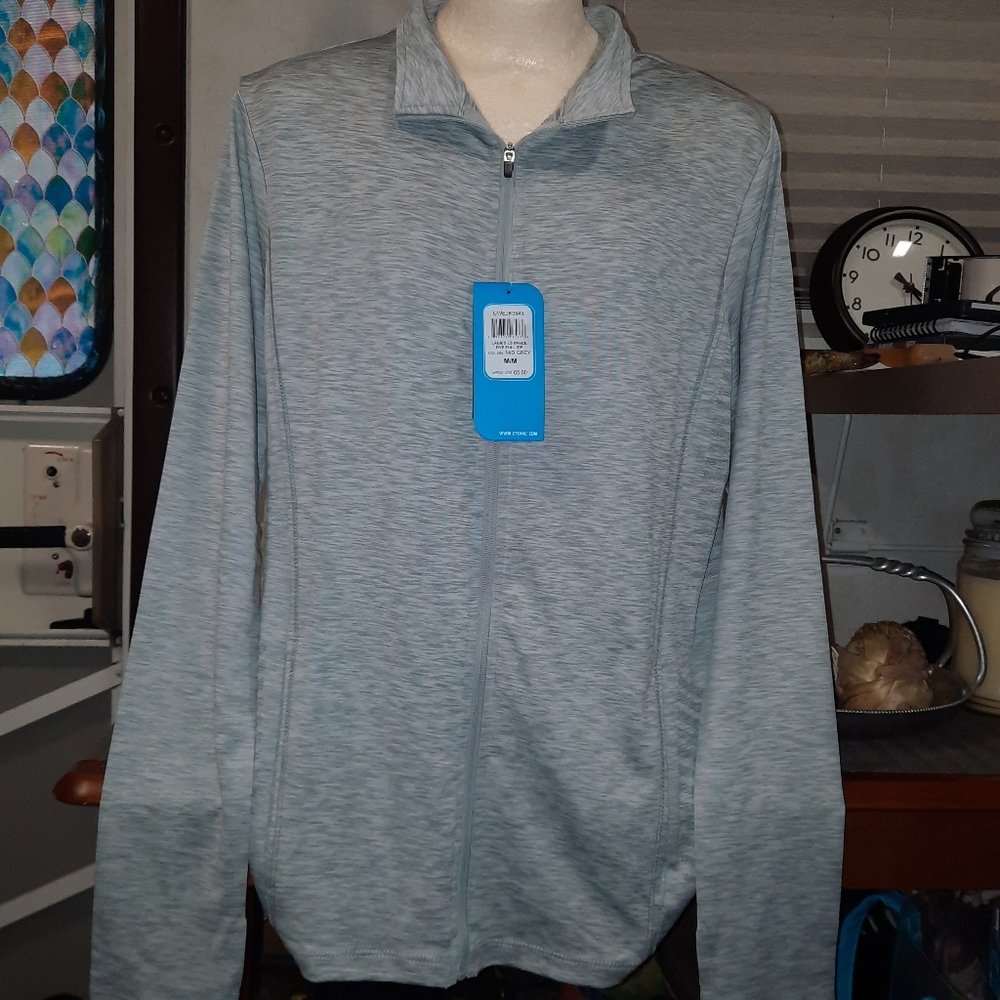 *NWT* etonic stretch long sleeve tennis shirt